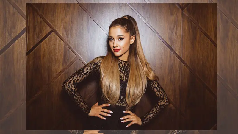 Ariana Grande Menciptakan Lagu Indah Menjelang Hari Natal post thumbnail image