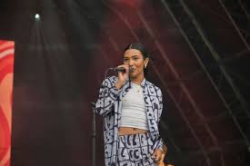 Olivia Lauryn Dean: Mengenal Lebih Jauh Penyanyi Yang Soulful post thumbnail image