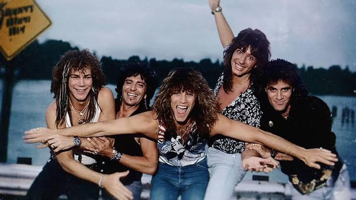 Nostalgia Dengan 5 Lagu Legendaris Band Rock Bon Jovi post thumbnail image